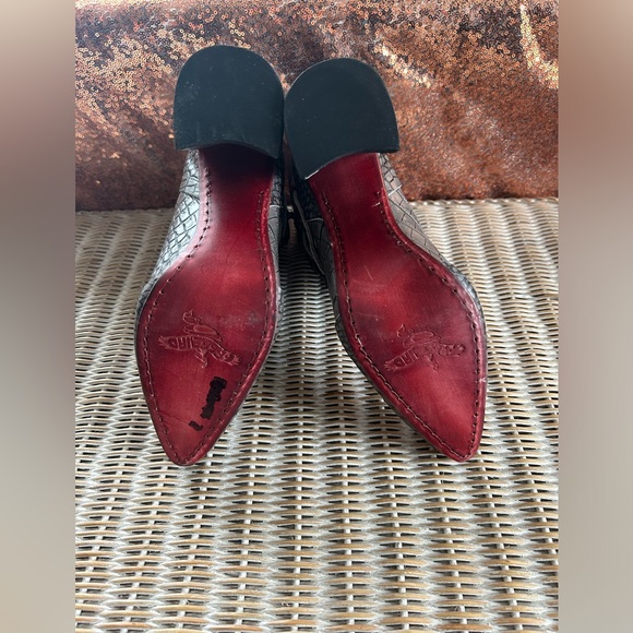 FREEBIRD By Steven Joey Heeled Boots In Stone Croco Leather size 9 - Picture 12 of 14